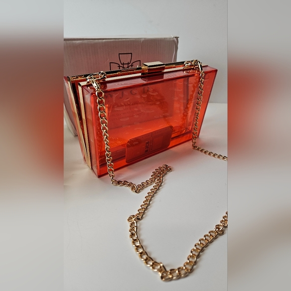 Red Acrylic Clear Clutch - Picture 6 of 12